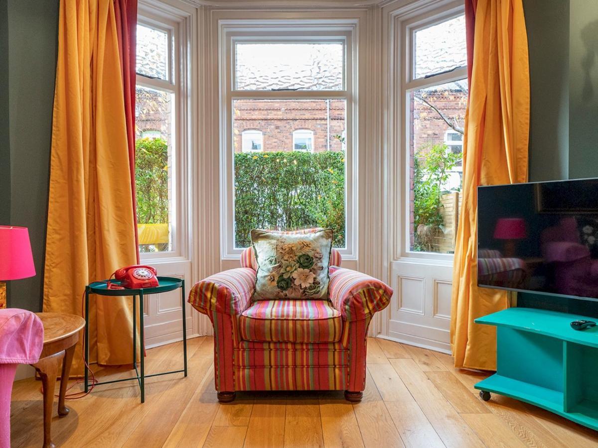 Pass The Keys Colourful, Quirky Artist-Owned 3 Bed Next To Cafes Villa Belfast Buitenkant foto