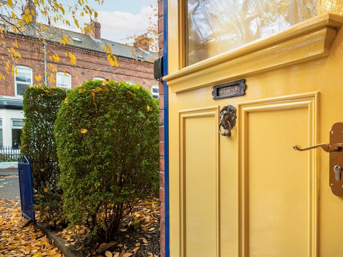 Pass The Keys Colourful, Quirky Artist-Owned 3 Bed Next To Cafes Villa Belfast Buitenkant foto